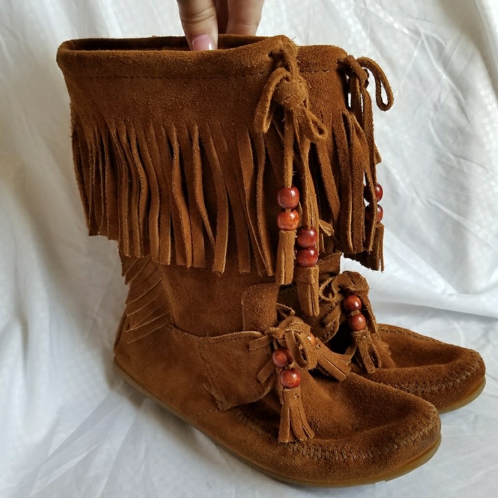 Minnetonka mid calf height moccasin boots